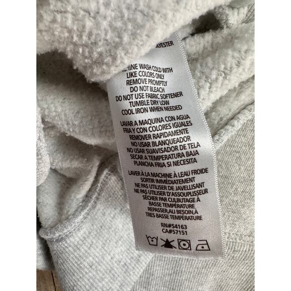 Calvin Klein Performance Sweatshirt XL Gray Graphic Print Cropped Fleece Hoodie - Picture 8 of 8